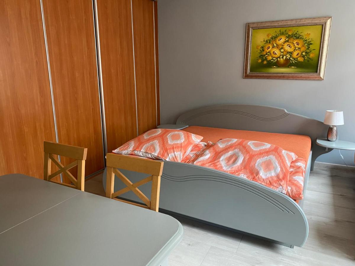 Apartament Kawalerka Fredry 3/14 Poznań Zewnętrze zdjęcie