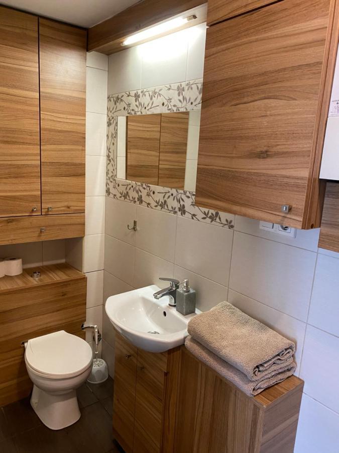 Apartament Kawalerka Fredry 3/14 Poznań Zewnętrze zdjęcie